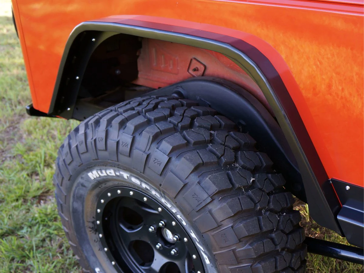 Rusty's Rear Steel Fenders '97-'06 TJ / LJ Wrangler - SCRATCH & DENT - Image 2