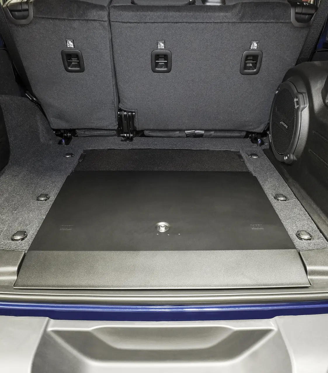 Tuffy In-Floor Locking Cargo Lid - '18-Current JL Wrangler Unlimited - Image 3